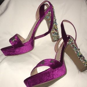 High Heel Scandal - 5”  Platform